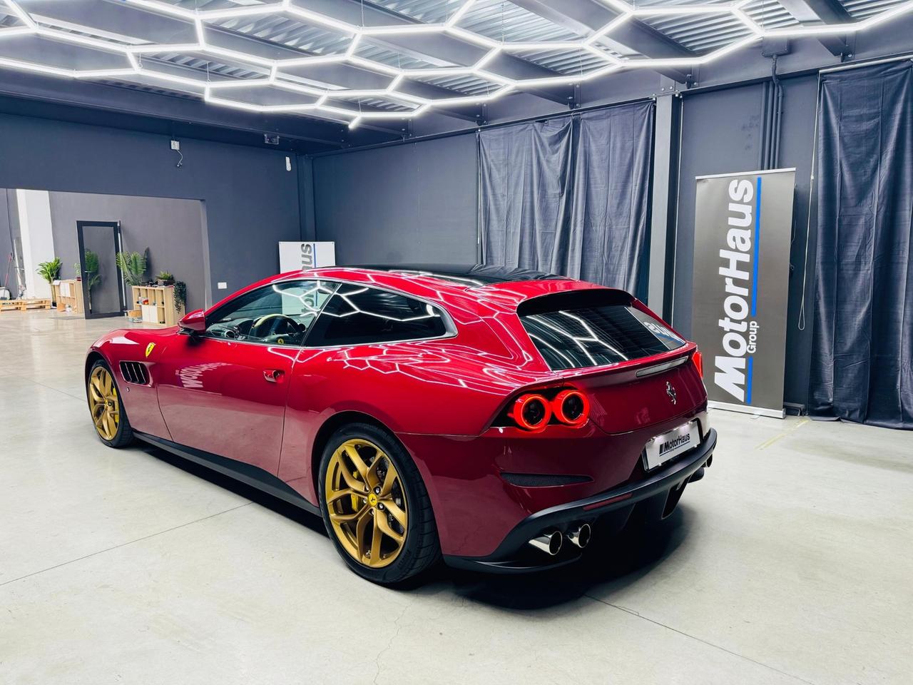 Ferrari GTC4 Lusso GTC4Lusso T