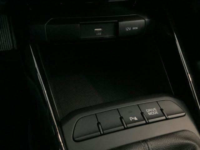 KIA Stonic 1.0 T-GDi 100 CV MHEV MT Black Edition