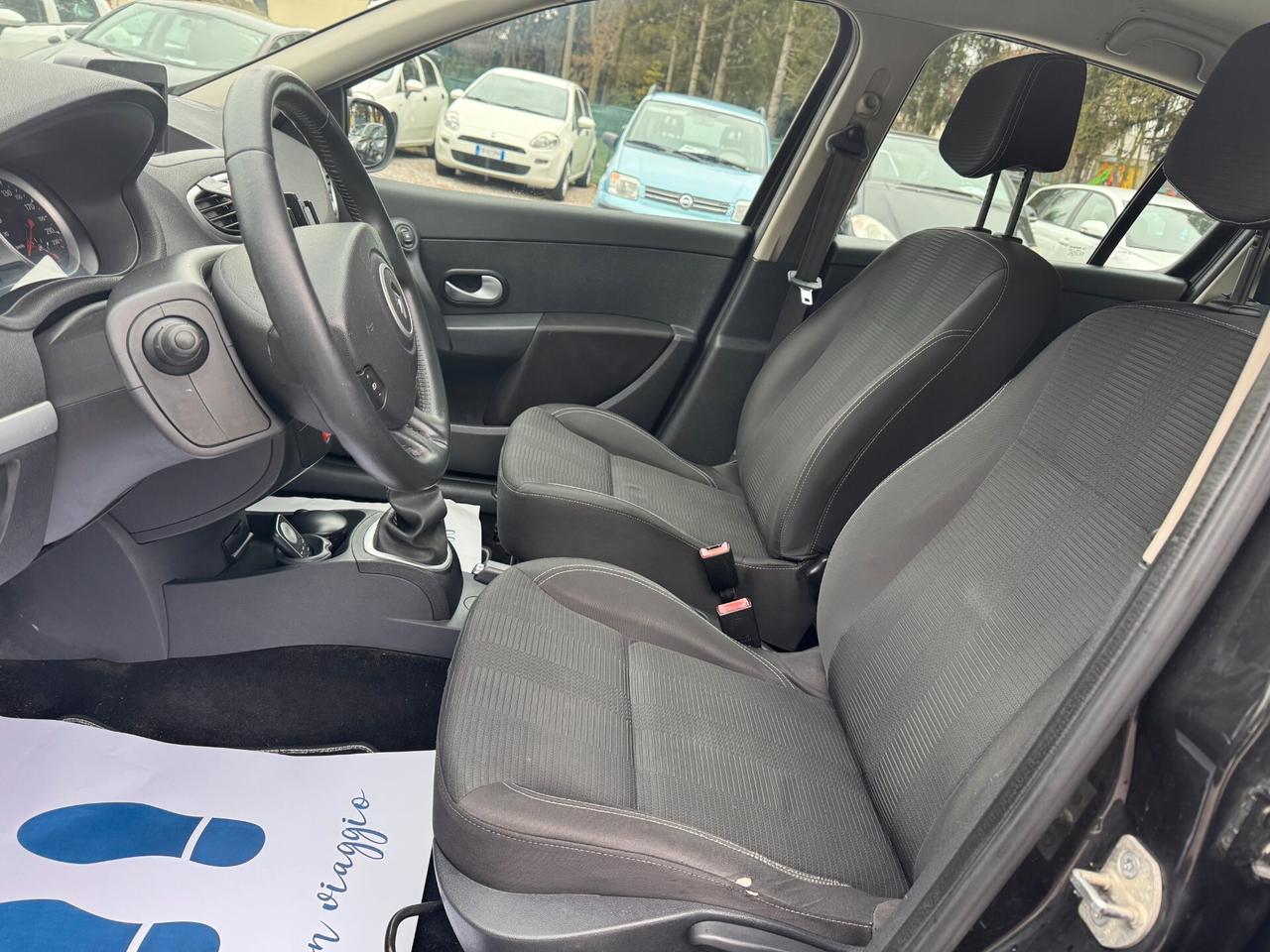 Renault Clio 1.2 16V 5 porte Confort neopatentati