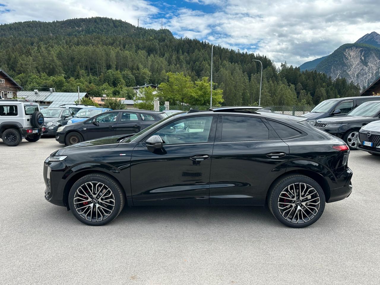 Audi Q3 SPB TFSI 150 kW S tronic quattro Line edition
