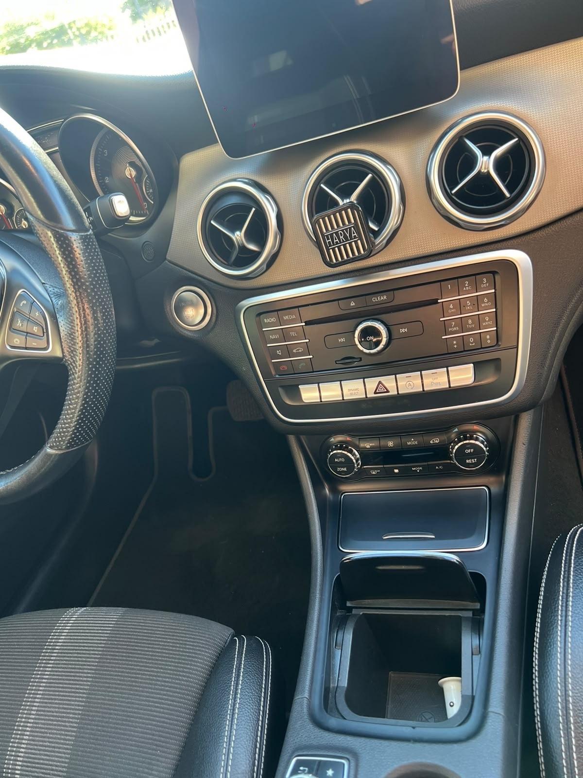 Mercedes-benz GLA 200 d Automatic 4Matic Premium