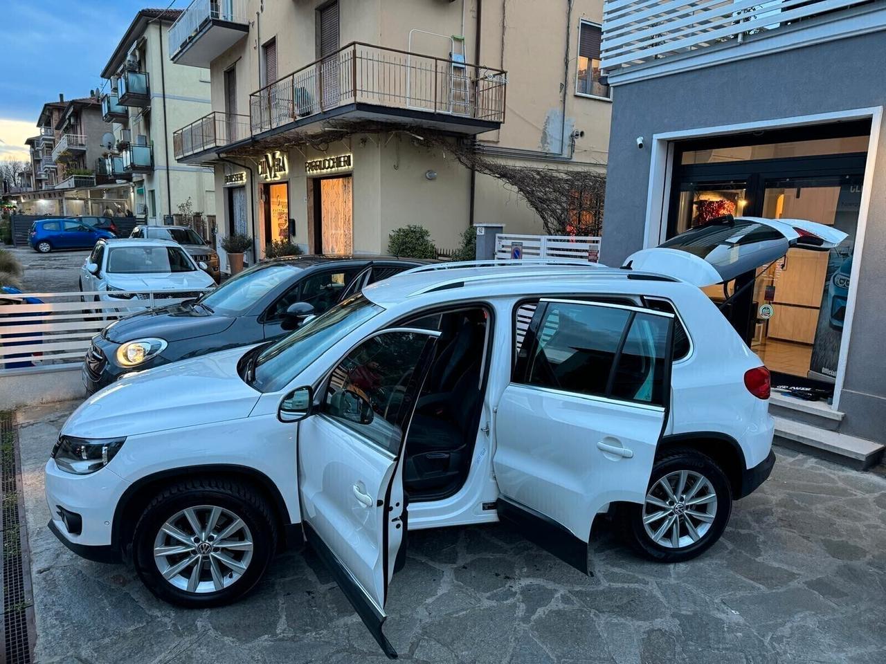 VW TIGUAN 2.0 TDI 140 CV 4MOTION Track&Style NEOP.