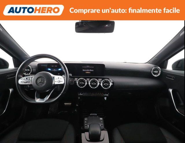 MERCEDES-BENZ A 180 Automatic Premium