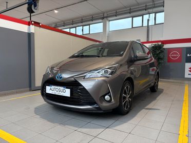 Toyota Yaris 1.5 Hybrid Trend Platinum Edition