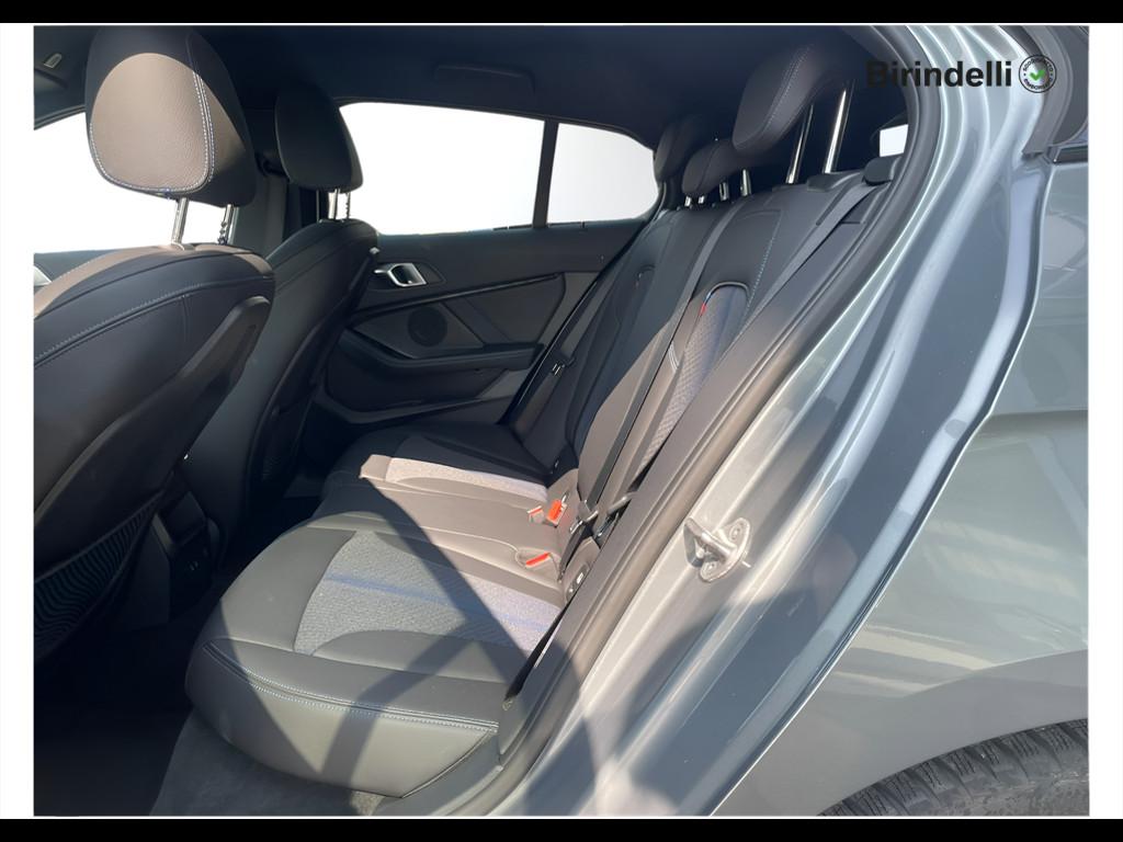 BMW Serie 1 (F40) - 118d 5p. Msport
