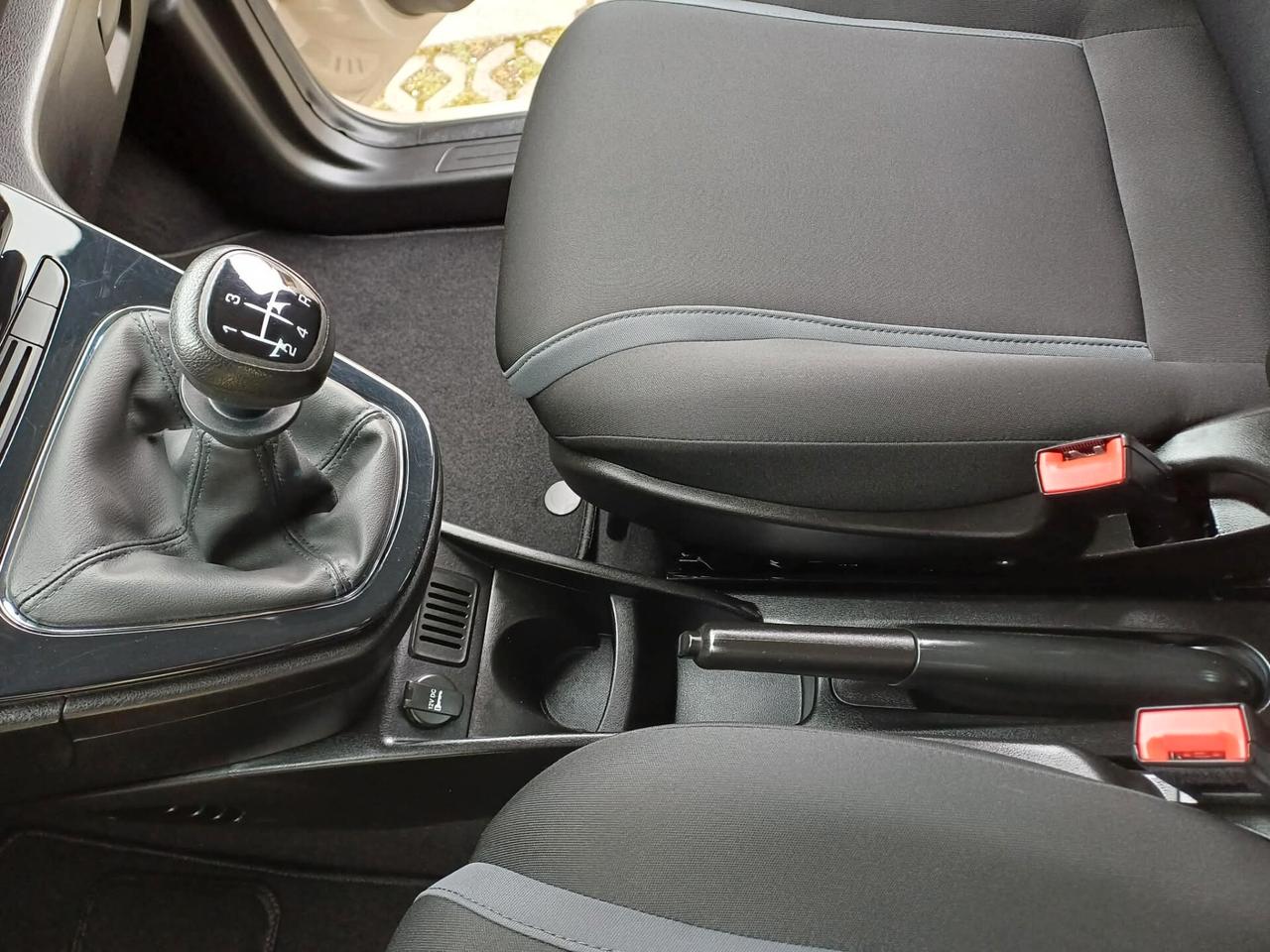 Lancia Ypsilon 1.2 69 CV 5 porte GPL Ecochic Silver