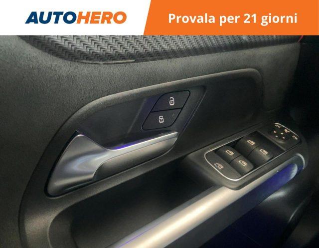 MERCEDES-BENZ GLB 200 d Automatic Sport