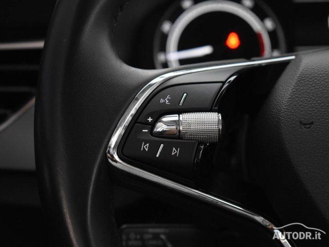 SKODA Kamiq 1.0 G-Tec Style Led adattivi, Navi, Retrocam, ACC