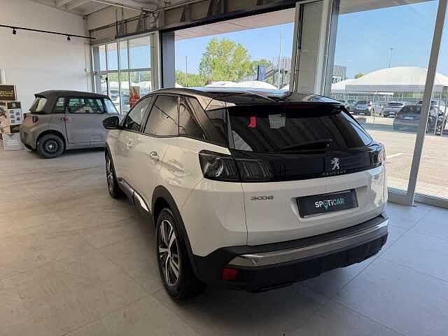 Peugeot 3008 Hybrid 136 e-DCS 6 Allure Pack