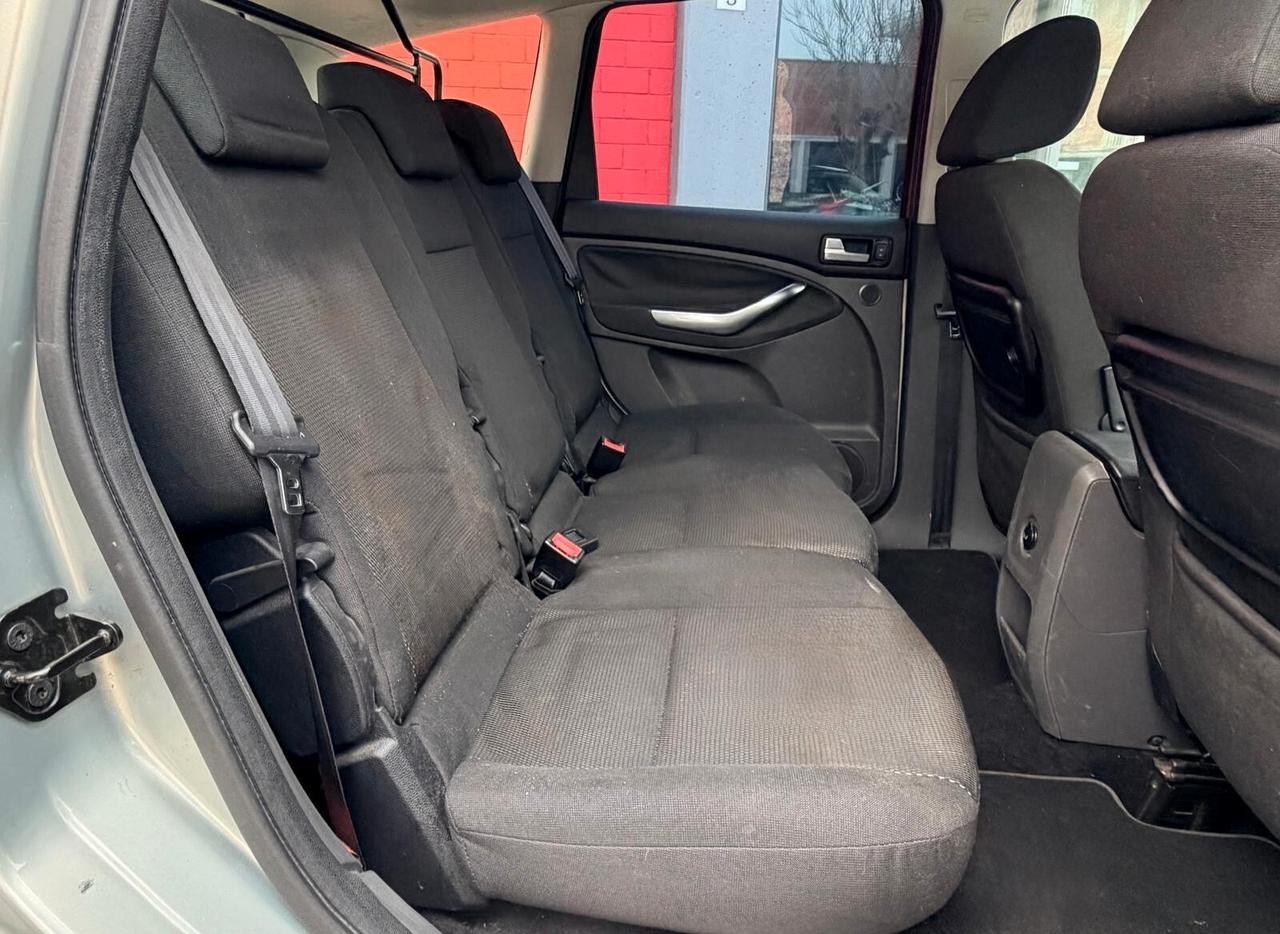 Ford C-Max 1.6 TDCi 110 CV Titanium N1