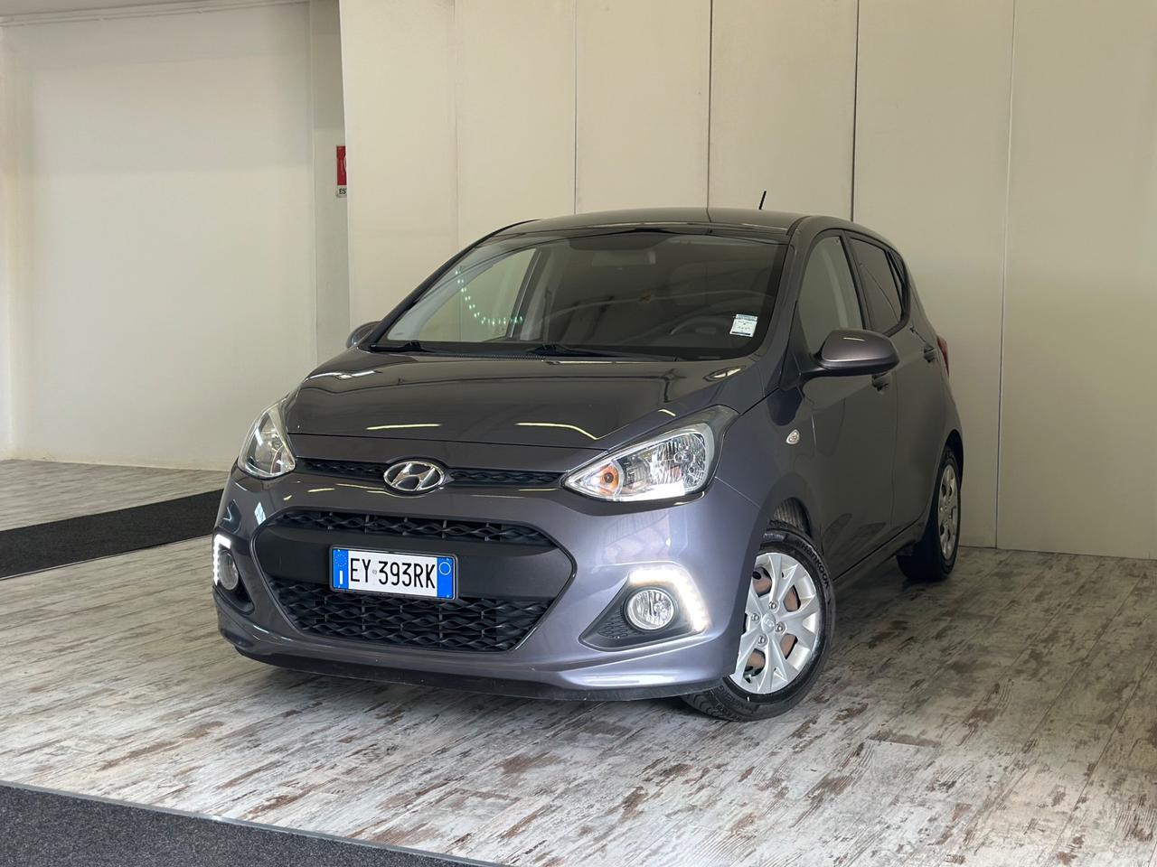 Hyundai i10 1.0 Benzina Sound Edition Ok Neopatentati