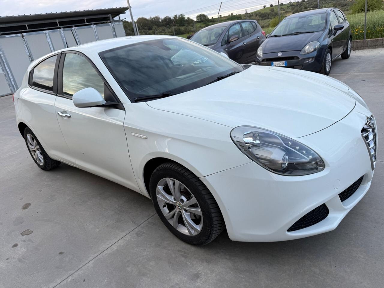 Alfa Romeo Giulietta 1.6 JTDm-2 105 CV Distinctive