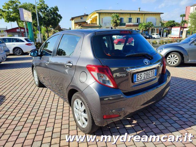 TOYOTA Yaris 1.4 D-4D 5 porte Active