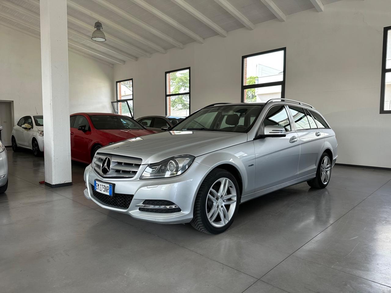 Mercedes-benz C 200 CDI BlueEFFICIENCY Elegance