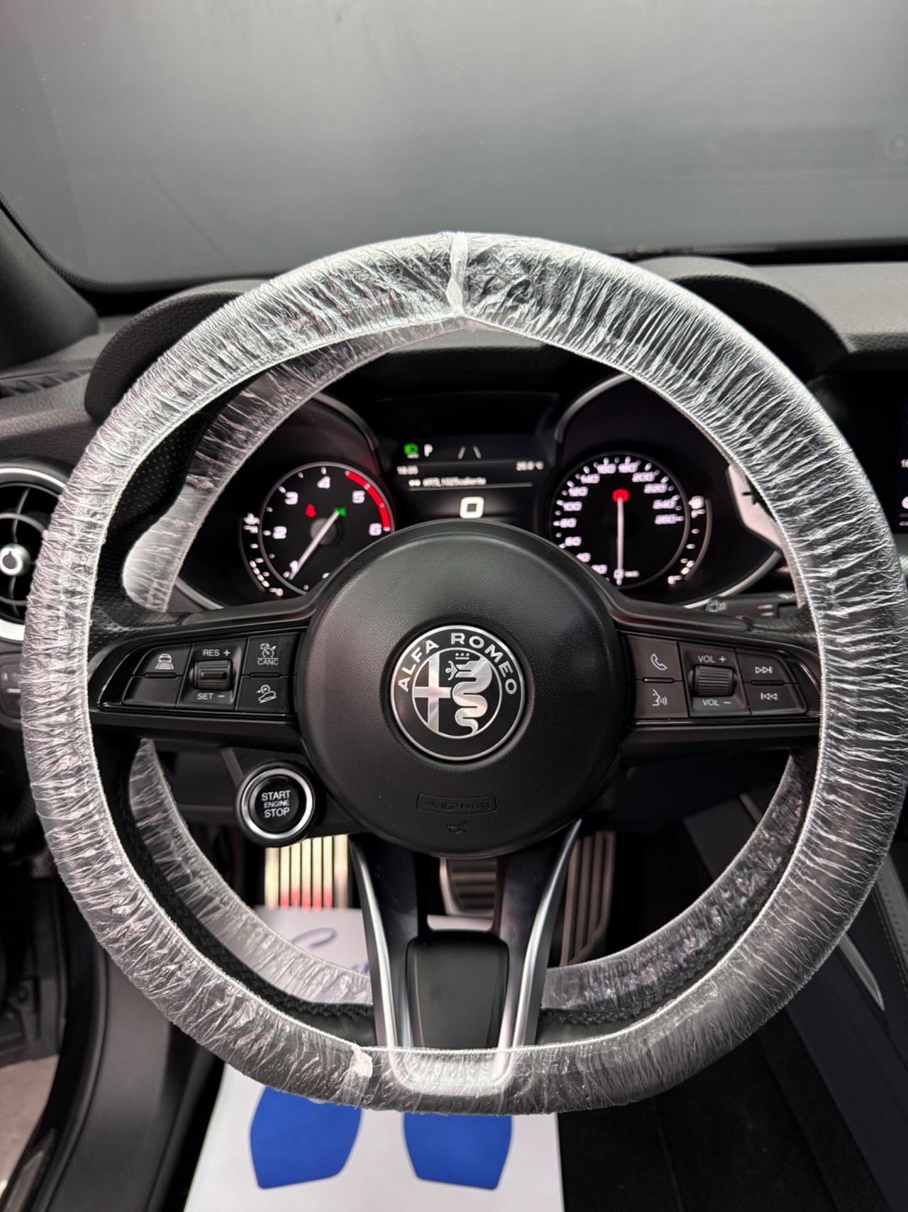 Alfa Romeo Stelvio 2.2 TD 210 CV Q4 Veloce IPER FULL