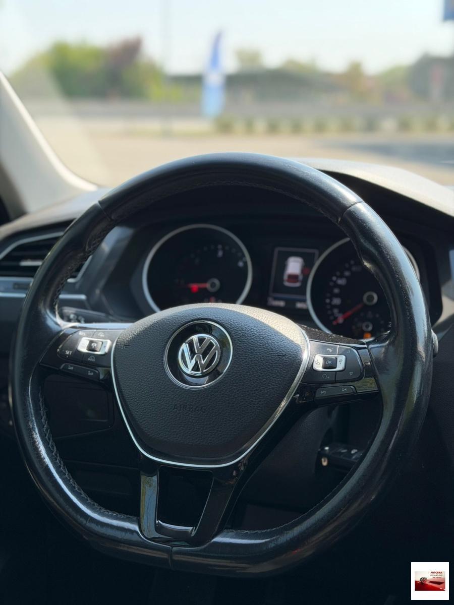 VOLKSWAGEN - Tiguan - 1.6 TDI Style BMT