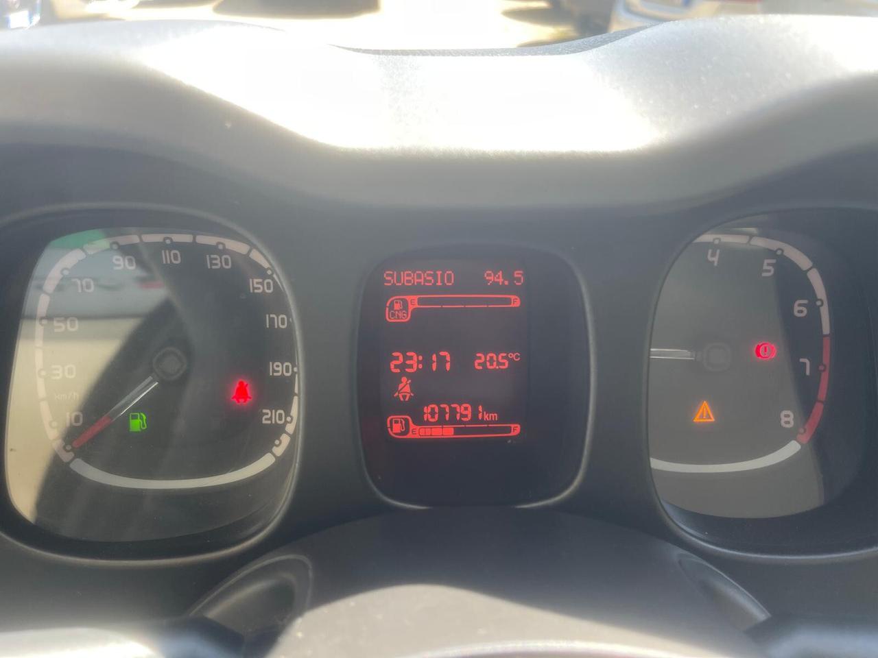 Fiat Panda Cross 0.9 TwinAir Turbo Natural Power