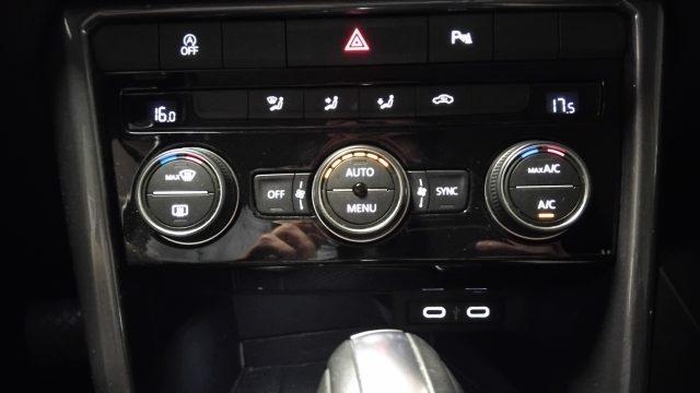 VOLKSWAGEN T-Roc 1.5 TSI DSG Advanced