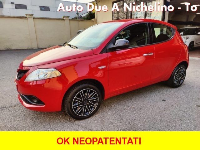 LANCIA Ypsilon 1.2 69 CV 5 porte Gold -NEOPATENTATI OK-