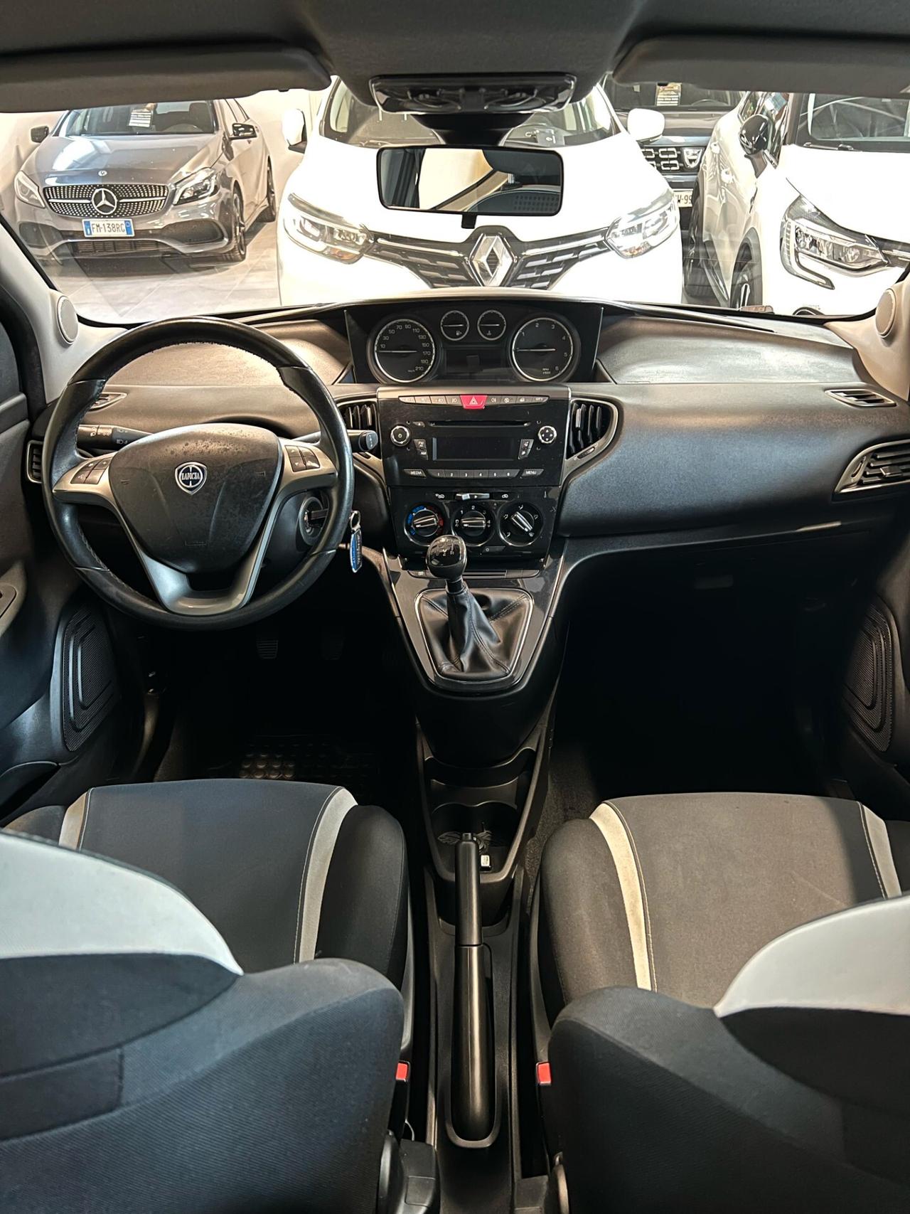 Lancia Ypsilon 1.3 MJT 16V 95 CV 5 porte S&S Elefantino