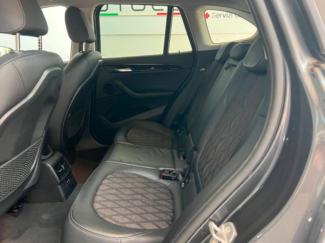 BMW X1 Xdrive18d xLine auto my18