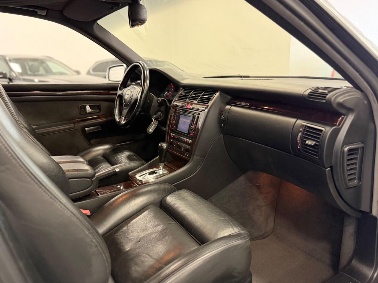 Audi S8 4.2 V8 40V cat quattro 360cv 135000 km