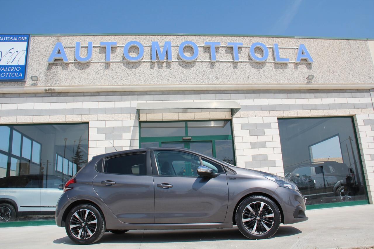 Peugeot 208 BlueHDi 100 S&S 5 porte Signature