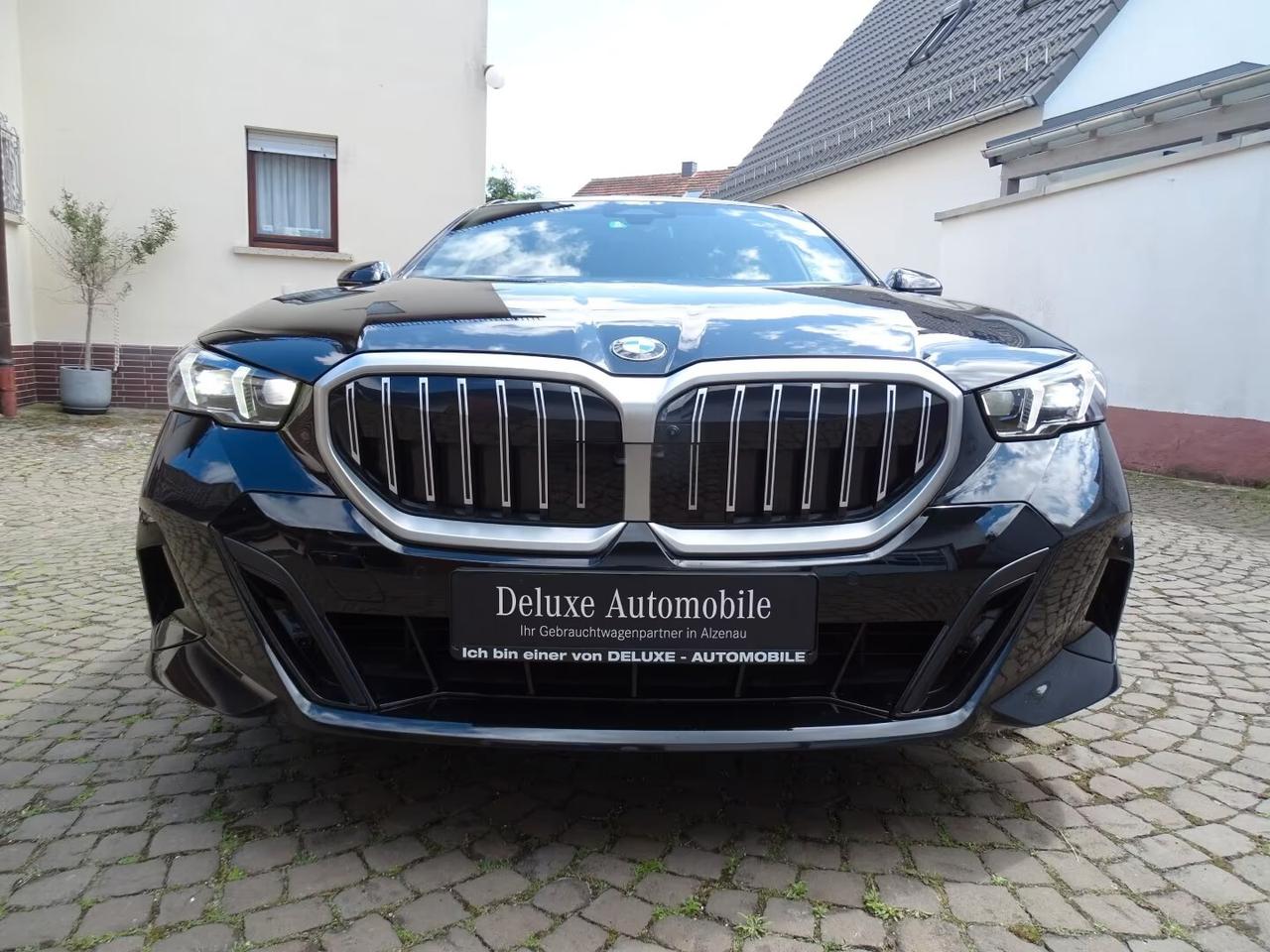 BMW*520d*48V*TOURING*M-SPORT*H&K*HEADUP*360°*DAB*