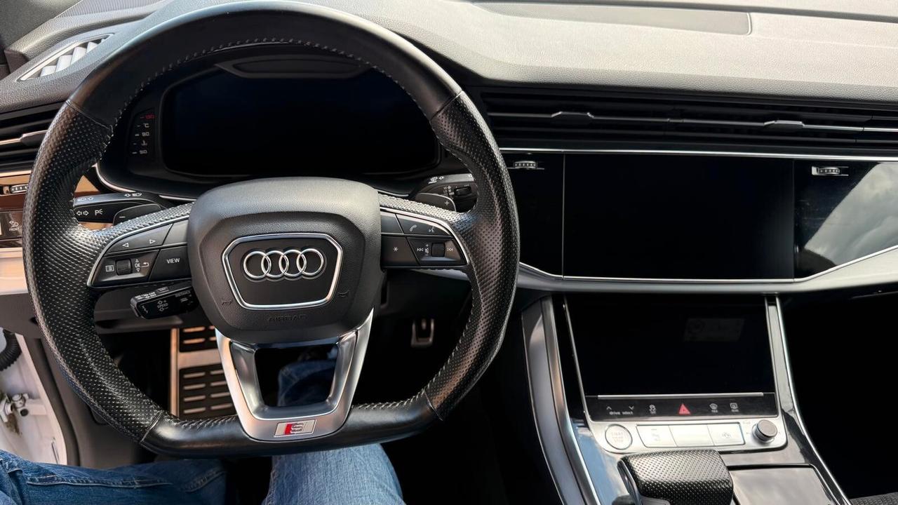 Audi Q8 50 TDI 286 CV quattro tiptronic Sport