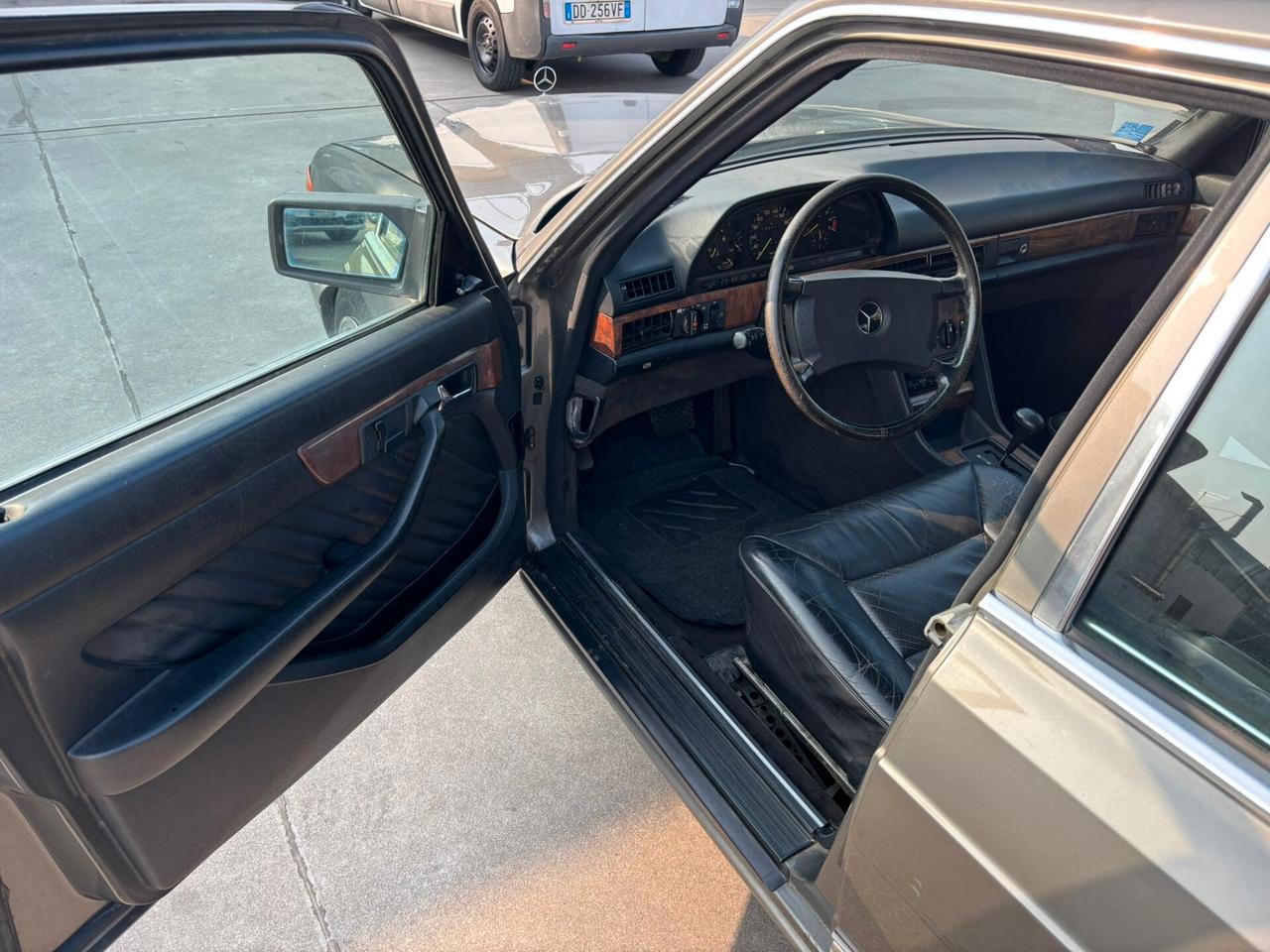 Mercedes-benz S 300 SE cat