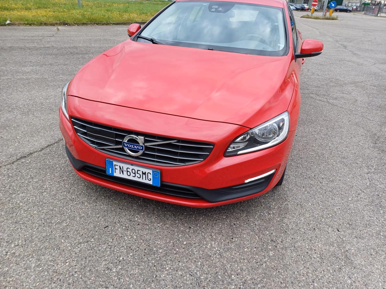 Volvo V60 D2 Geartronic Dynamic Edition