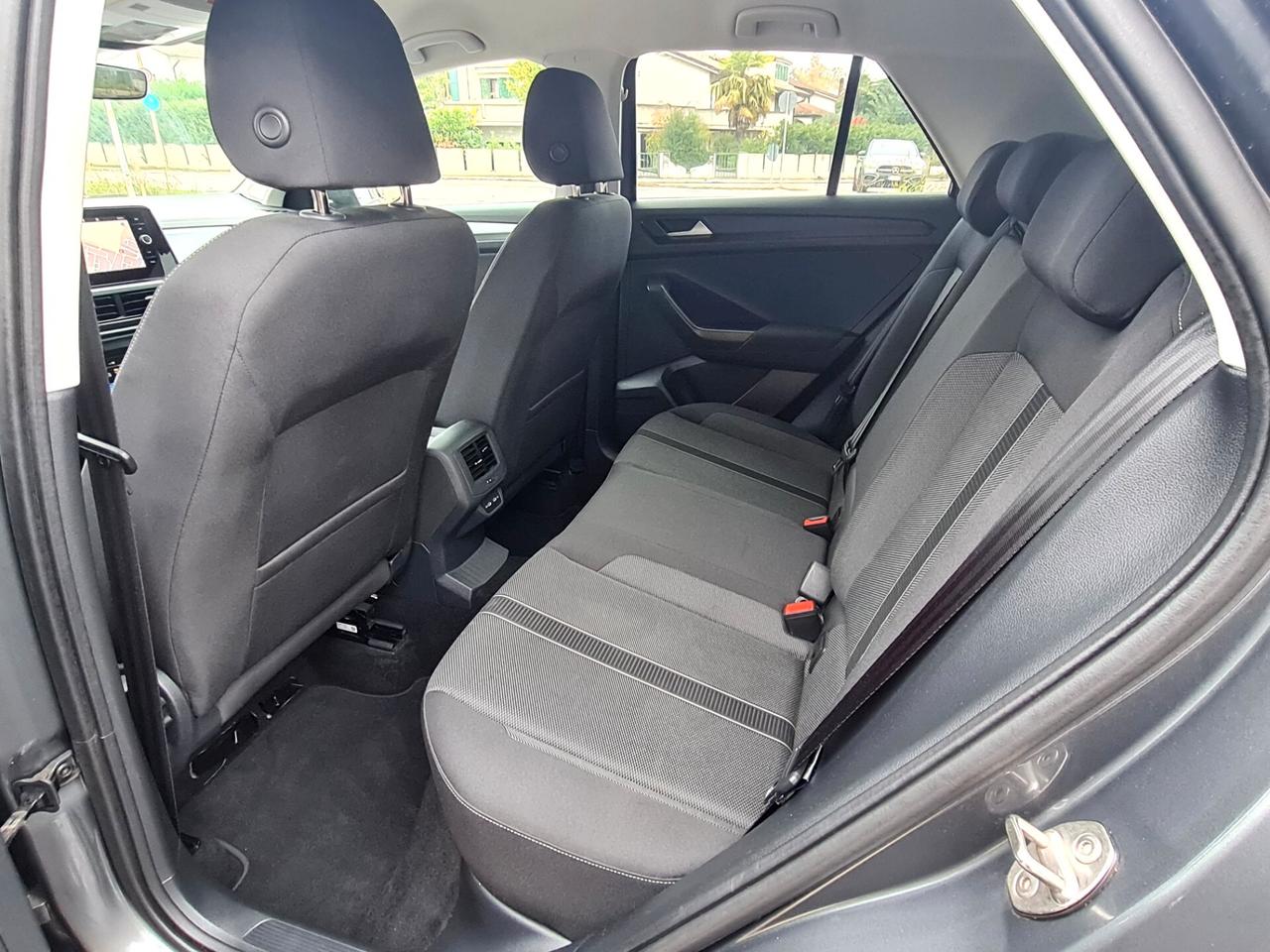 Volkswagen T-Roc 1.0 TSI Life 110 CV