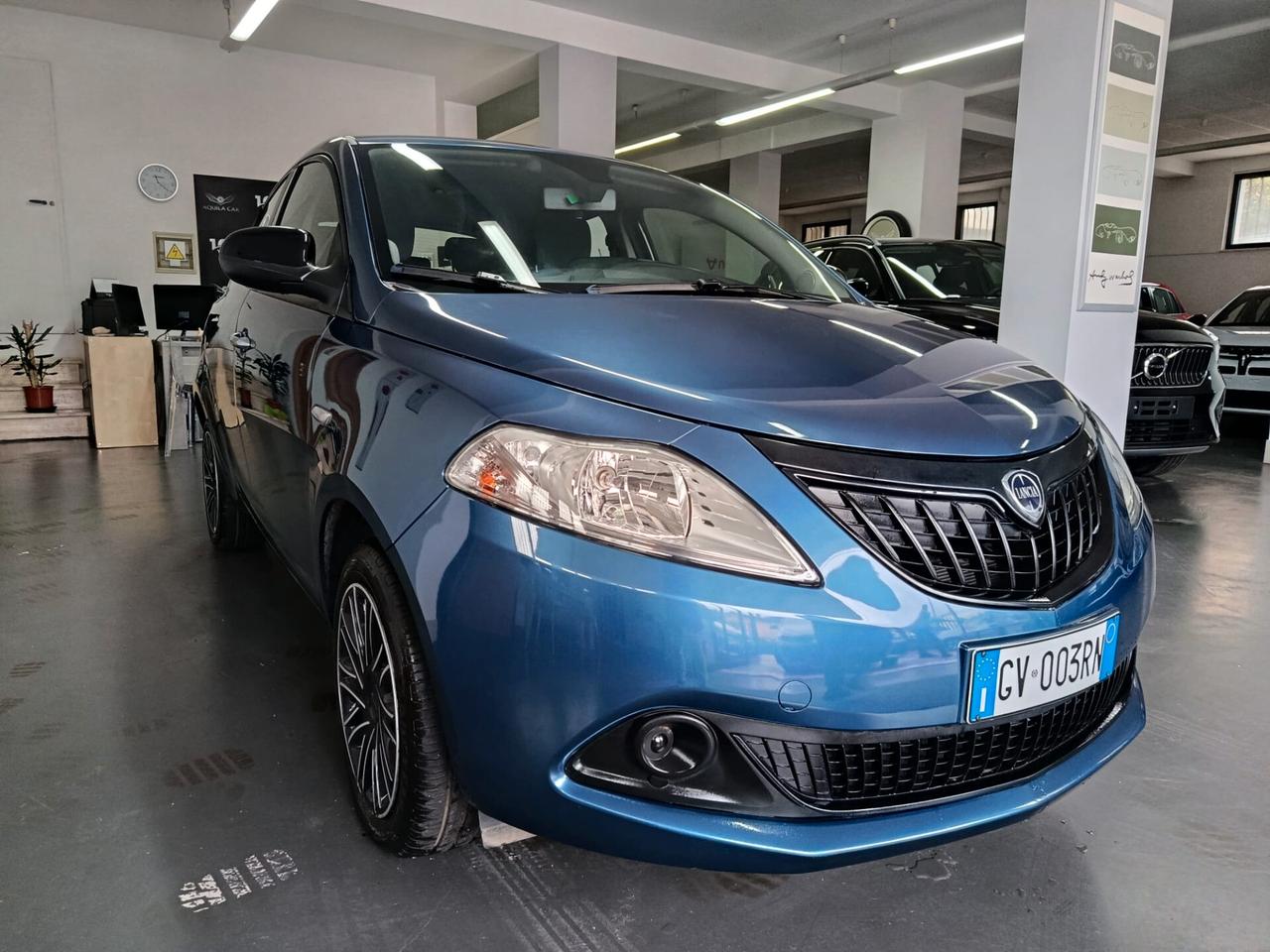 Lancia Ypsilon 1.0 FireFly 5 porte S&S Hybrid Gold