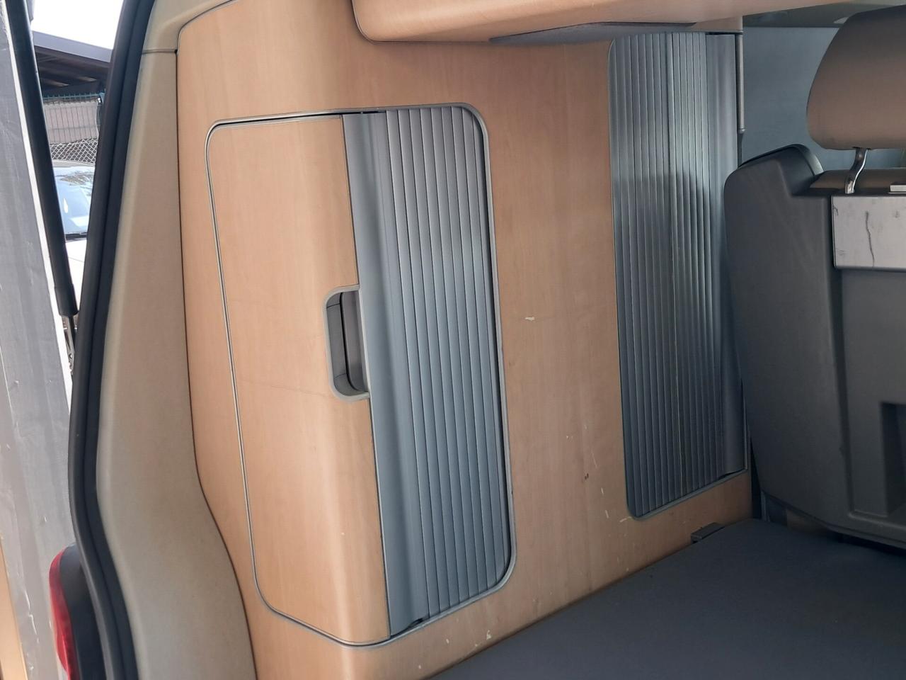 VOLKSWAGEN T5 CALIFORNIA 2.5 TDI 131 CV CONFORTLINE