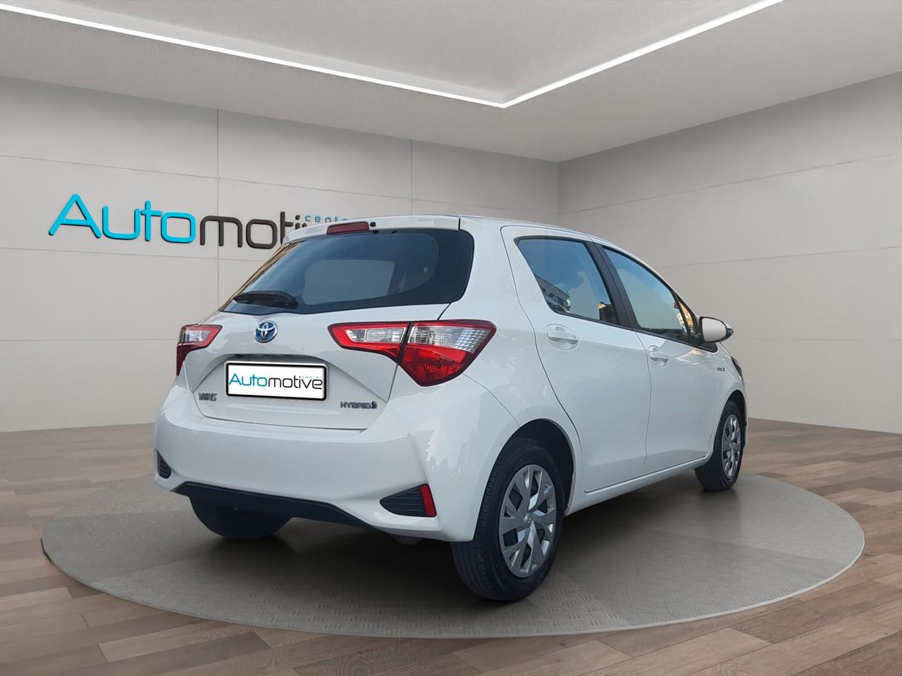 Toyota Yaris 1.5 Hybrid 5 porte Business