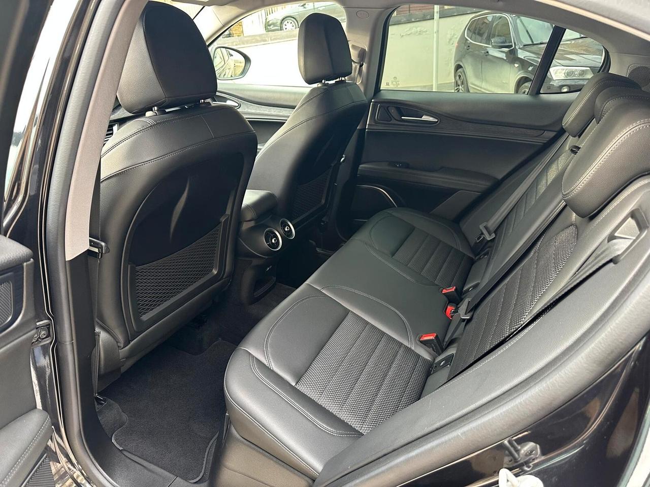 Alfa Romeo Stelvio 2.2 Turbodiesel 210 CV AT8 Q4 B-Tech