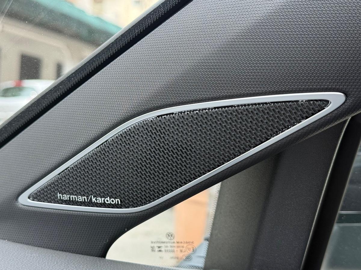 New Volkswagen Golf 8.5 GTI 2.0 TSI 265 CV