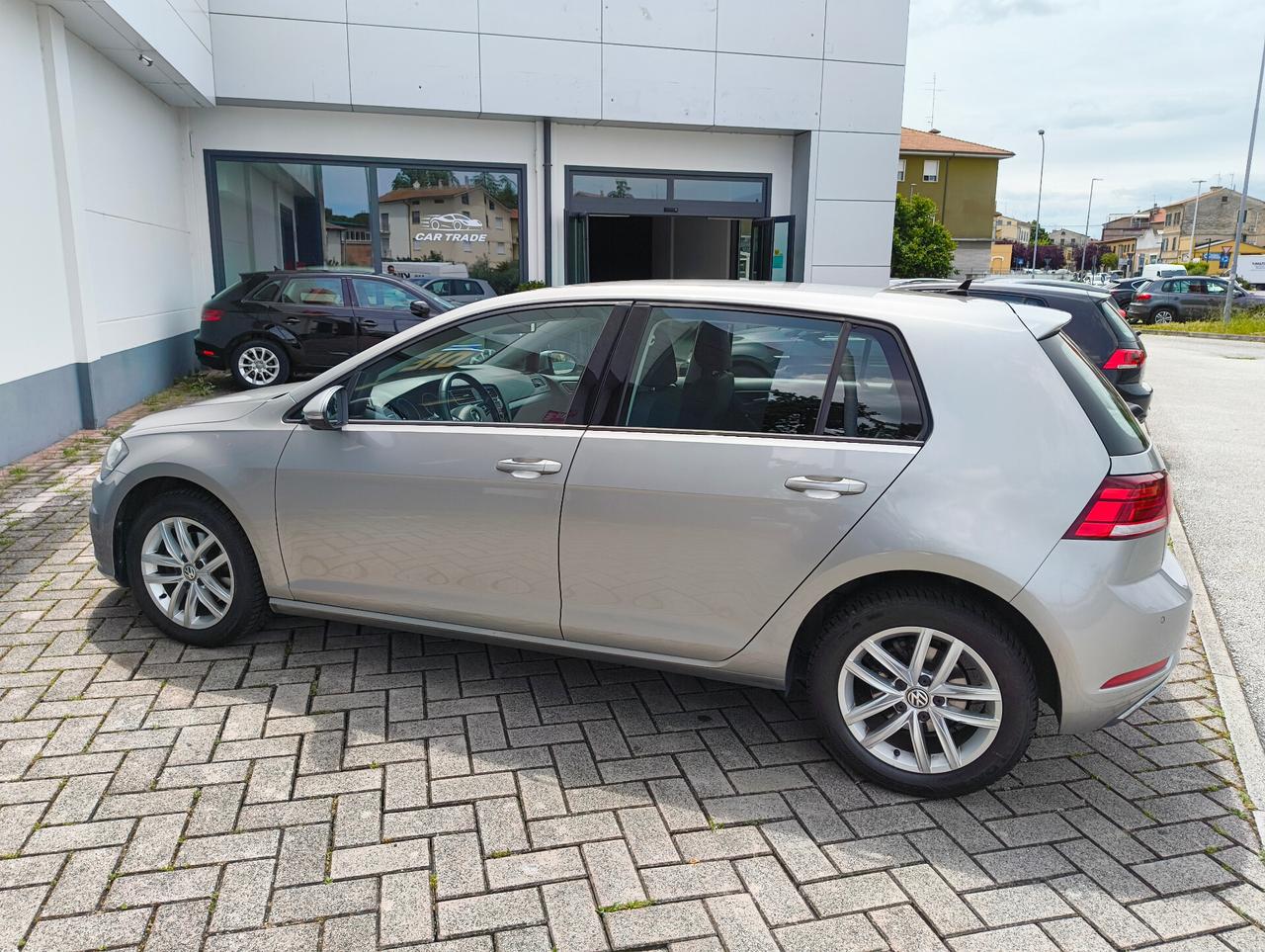 Volkswagen Golf 1.6 TDI 115 CV 5p. Business BlueMotion Technology