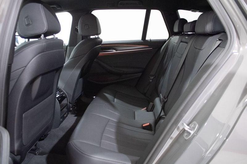 BMW Serie 5 518d Touring mhev 48V Msport auto