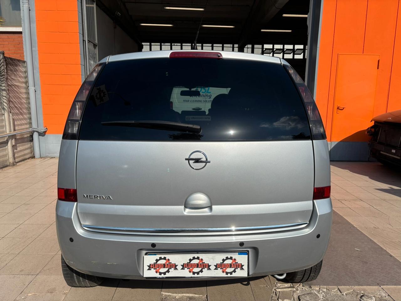 Opel Meriva 1.4 16V Cosmo adatto a neopatentati