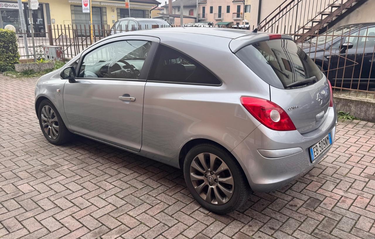 Opel Corsa 1.2 a GPL Scadenza 2030 Ok Neopatentati