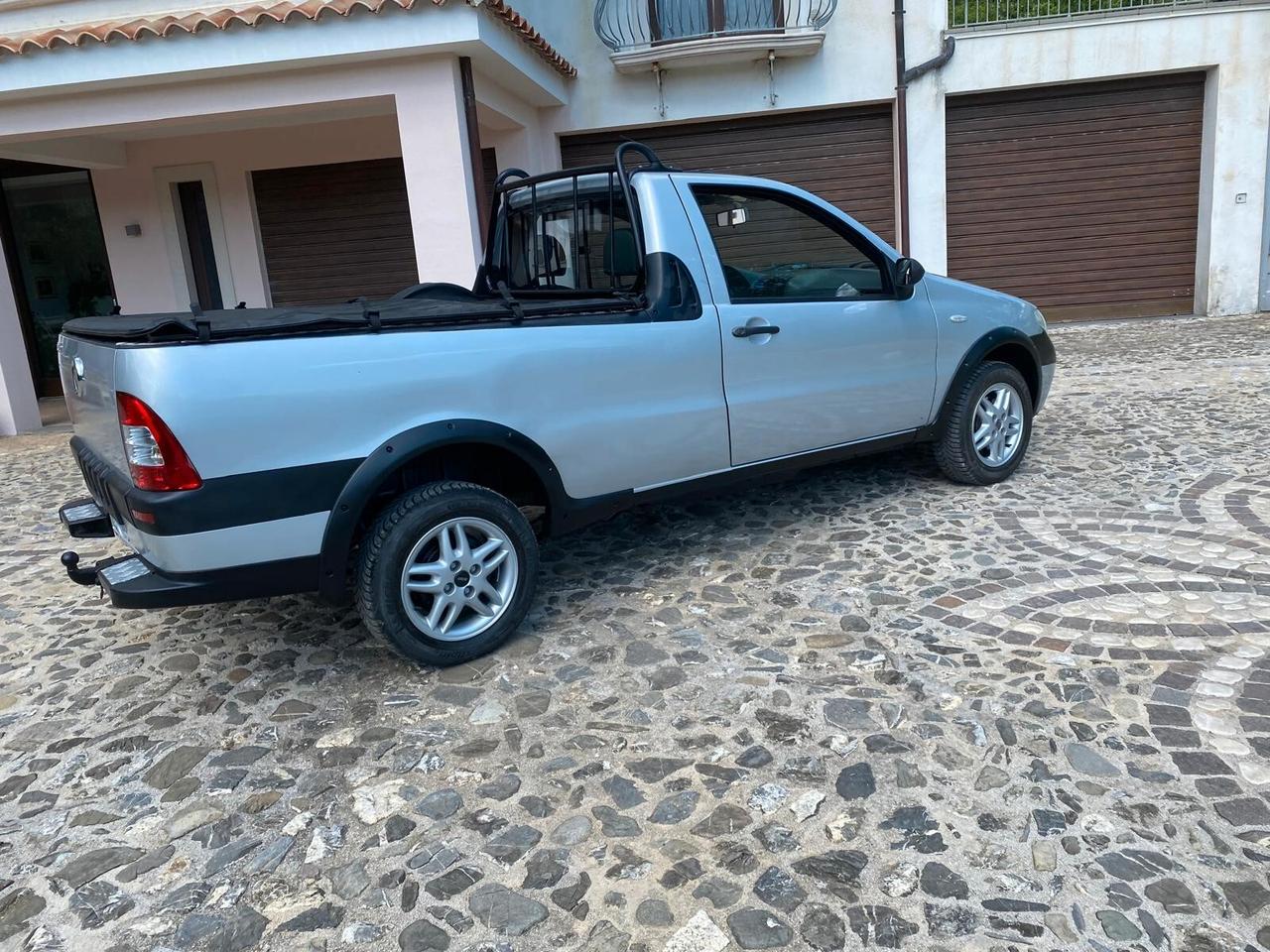 Fiat Strada 1.3 MJT Pick-up cassone lungo