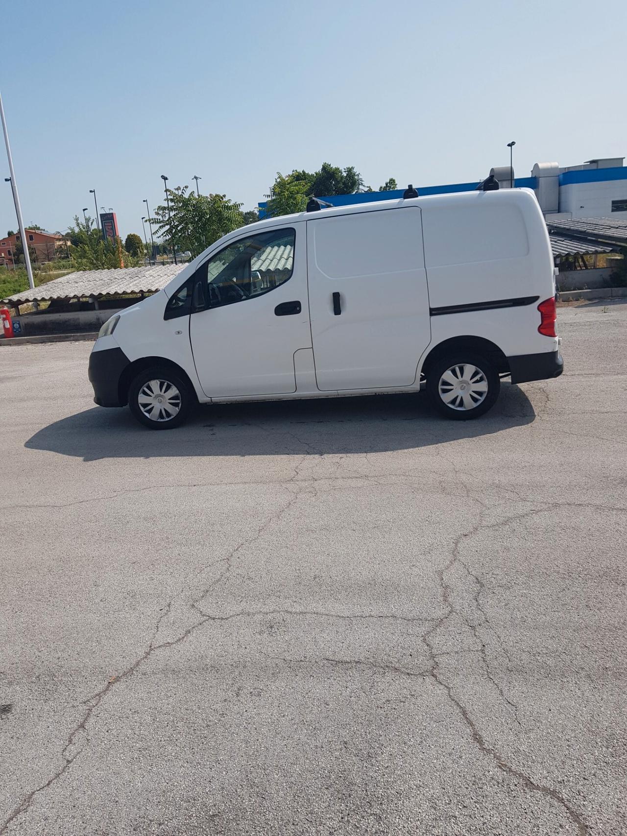 NISSAN Nv 200 1.5 diesel anno 2015