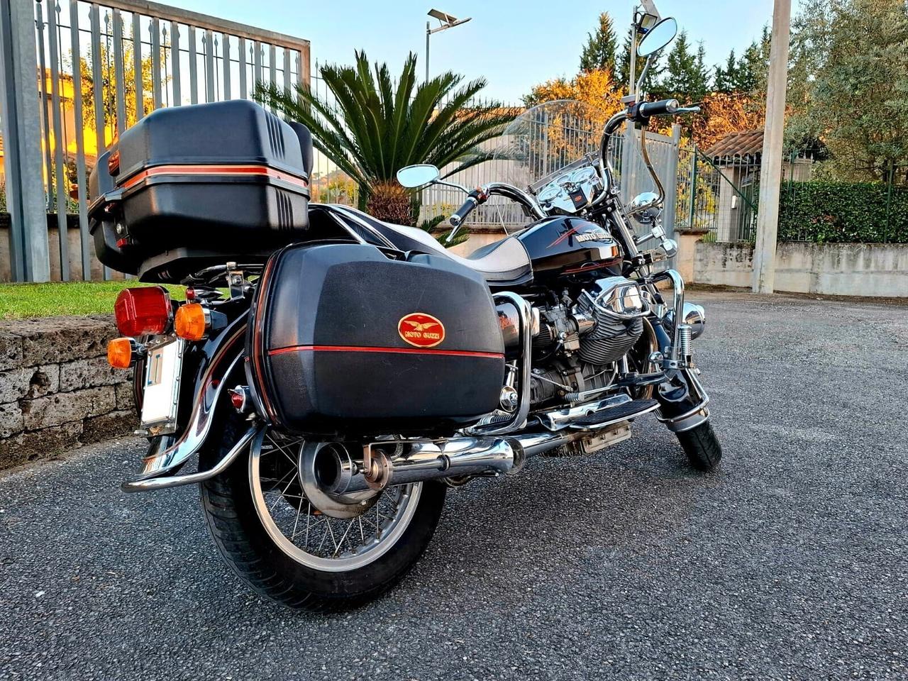 MOTO GUZZI CALIFORNIA