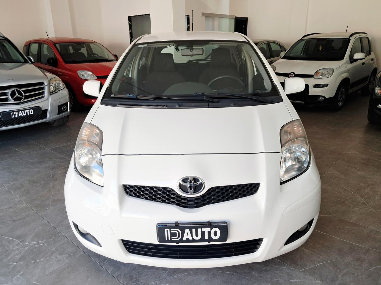 Toyota Yaris 1.3 5 porte