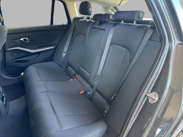 BMW 318 d 48V Touring Business Advantage