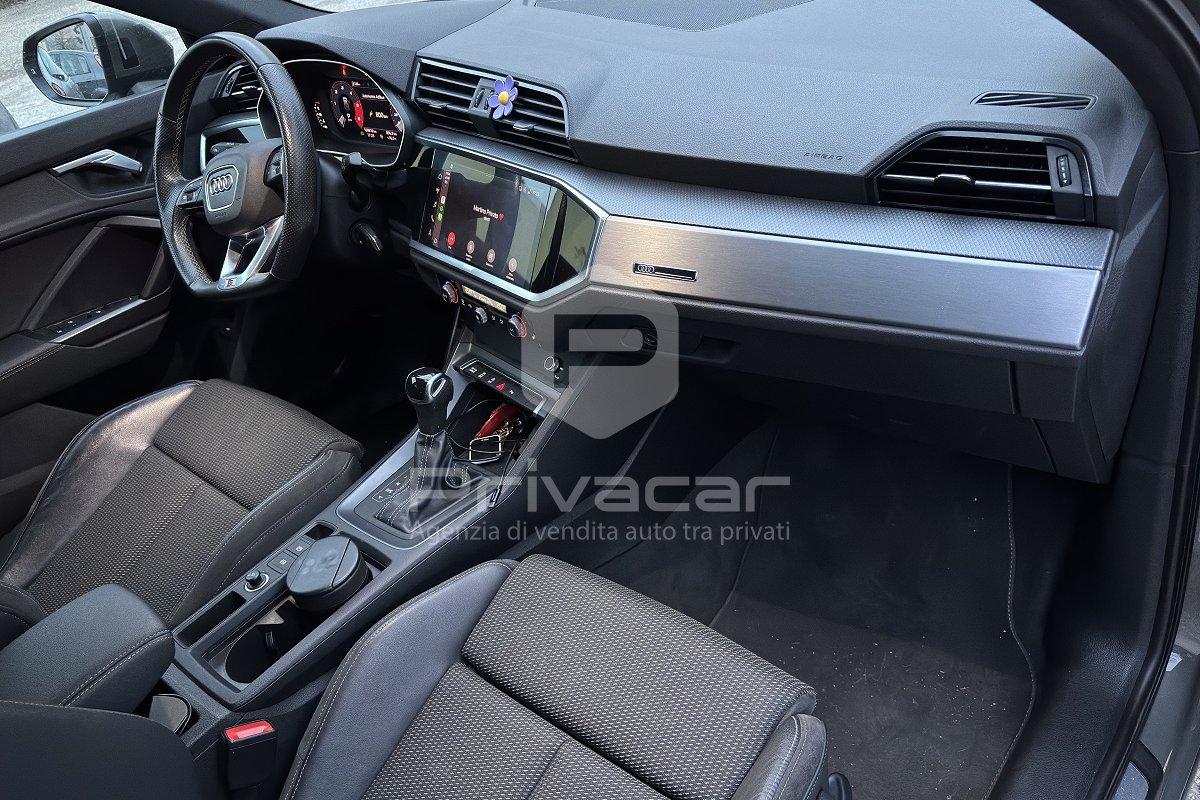 AUDI Q3 35 TDI Business Advanced