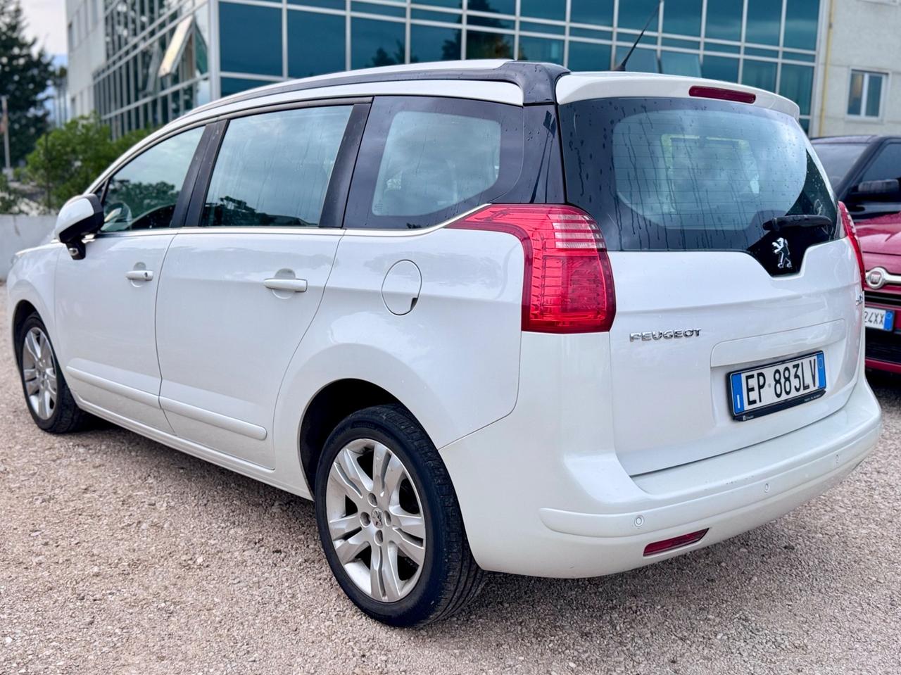 Peugeot 5008 1.6 Diesel 115CV Allure 7 posti - 2013