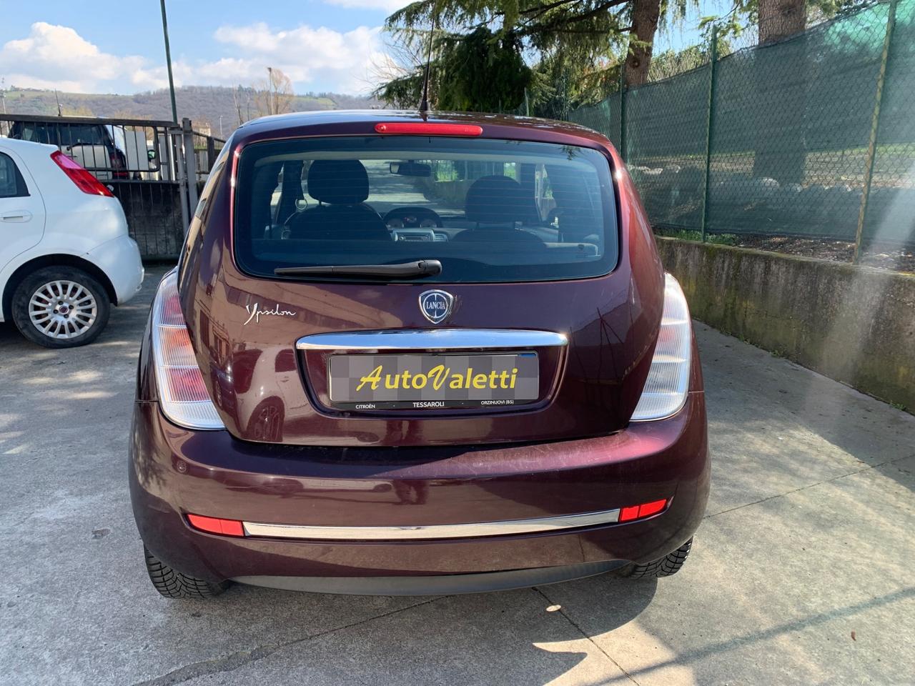 Lancia Ypsilon 1.2 Oro