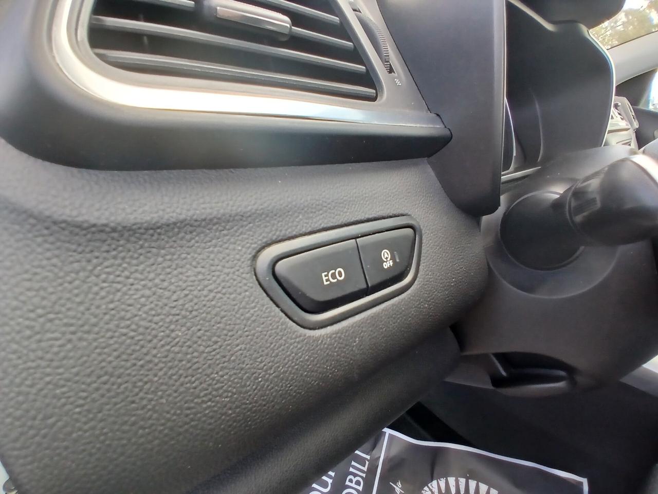 Renault dCi 8V 110CV EDC Energy Bose